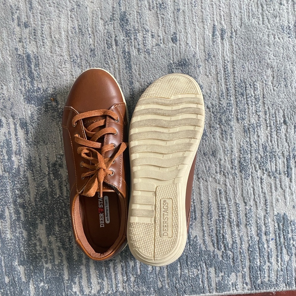 Boys's Casual Brown Leatherette Lace-Up Sneakers - Picture 2 of 3